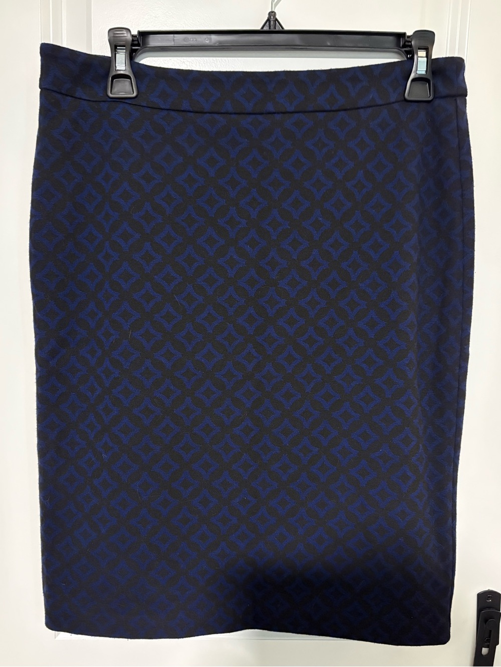 Dana Buchman Blue & Black Geometric Pencil Skirt Size 6